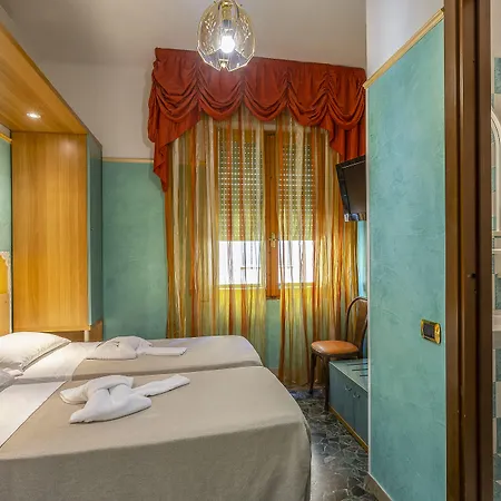 Maria Hotel 3*