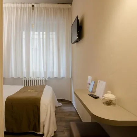 Maria Hotel 3*