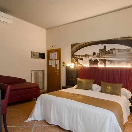 Maria Hotel 3*