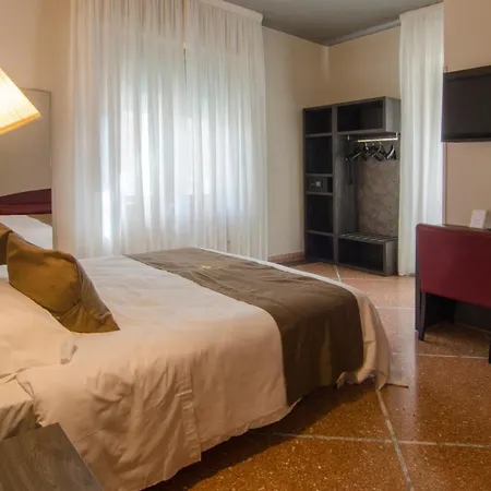 Maria 3* Pisa