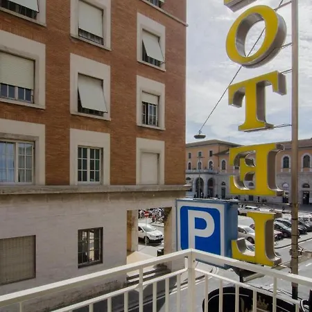 Maria Hotel 3*