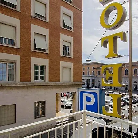 Maria Hotel