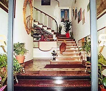 Maria 3* Pisa