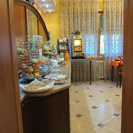Hotel Maria 3*