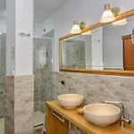 Maria Hotel