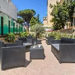 Maria Hotel