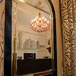 Maria Hotel